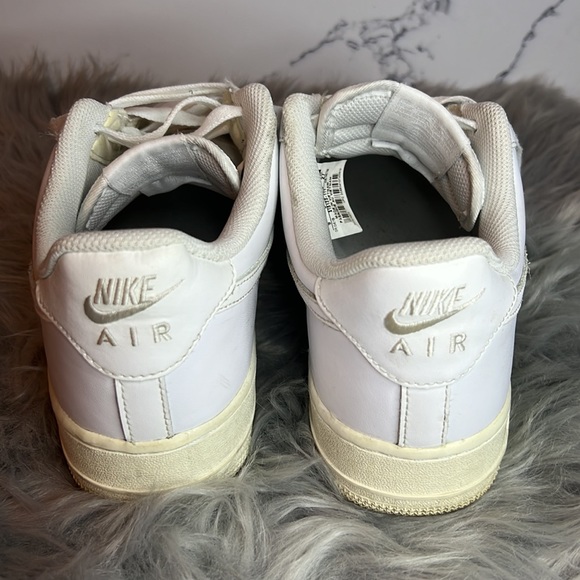 Nike Men's White Airforce 1 Shoes size 9 - Picture 7 of 15